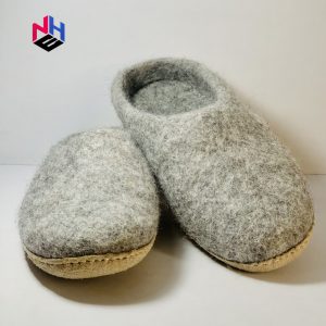 Grey Felt Wool Slippers Supplier